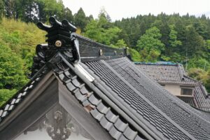 社寺大棟改修・瓦補修工事２